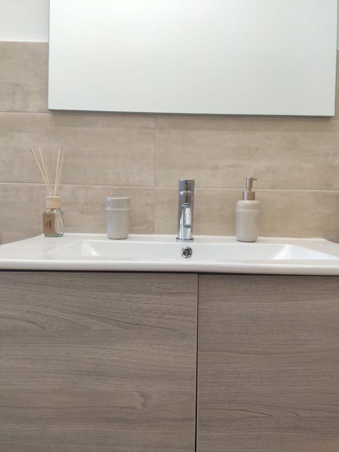 Fix You Apartment Fco Fiumicino Luaran gambar